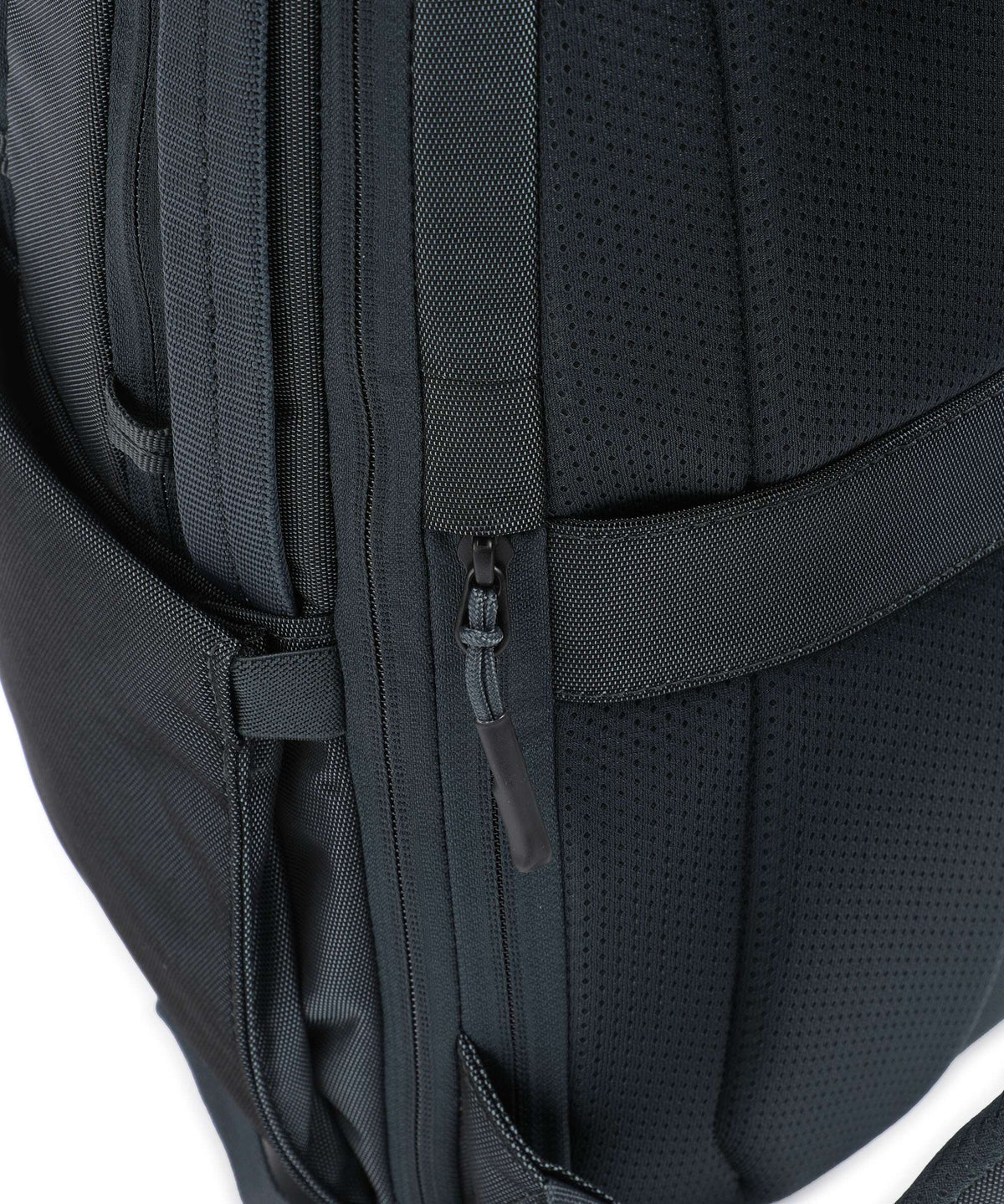 Thule Subterra 2 27 Backpack dark slate
