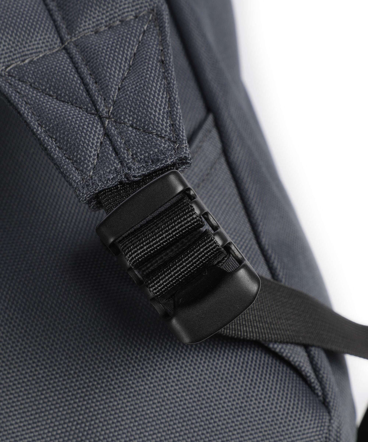 Sandqvist Ground L Rolltop backpack asphalt