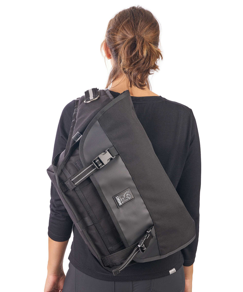 Chrome Metro Mini Messenger bag royale