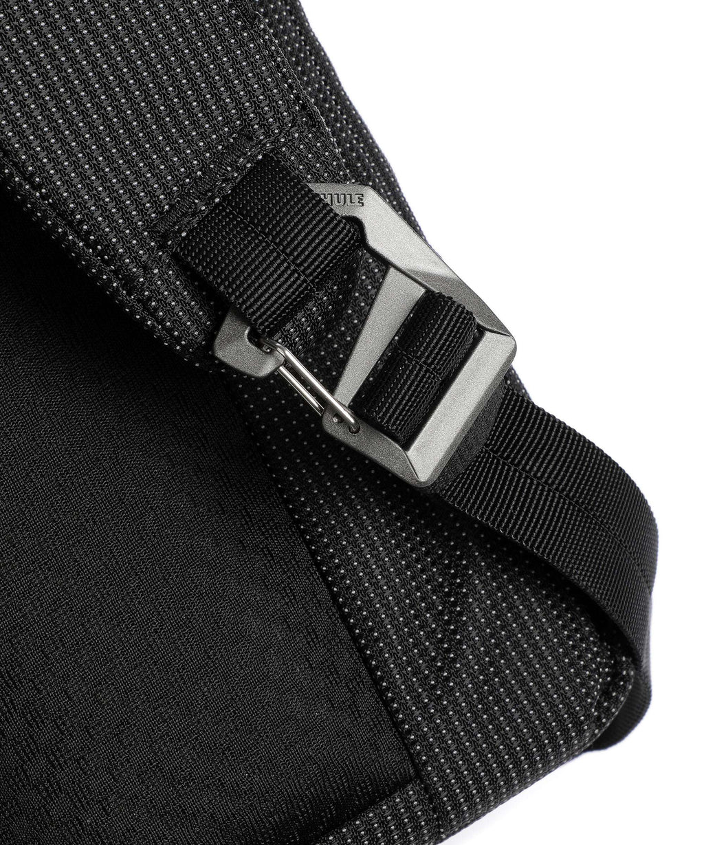 Thule Crossover 2.0 Convertible Backpack bag black