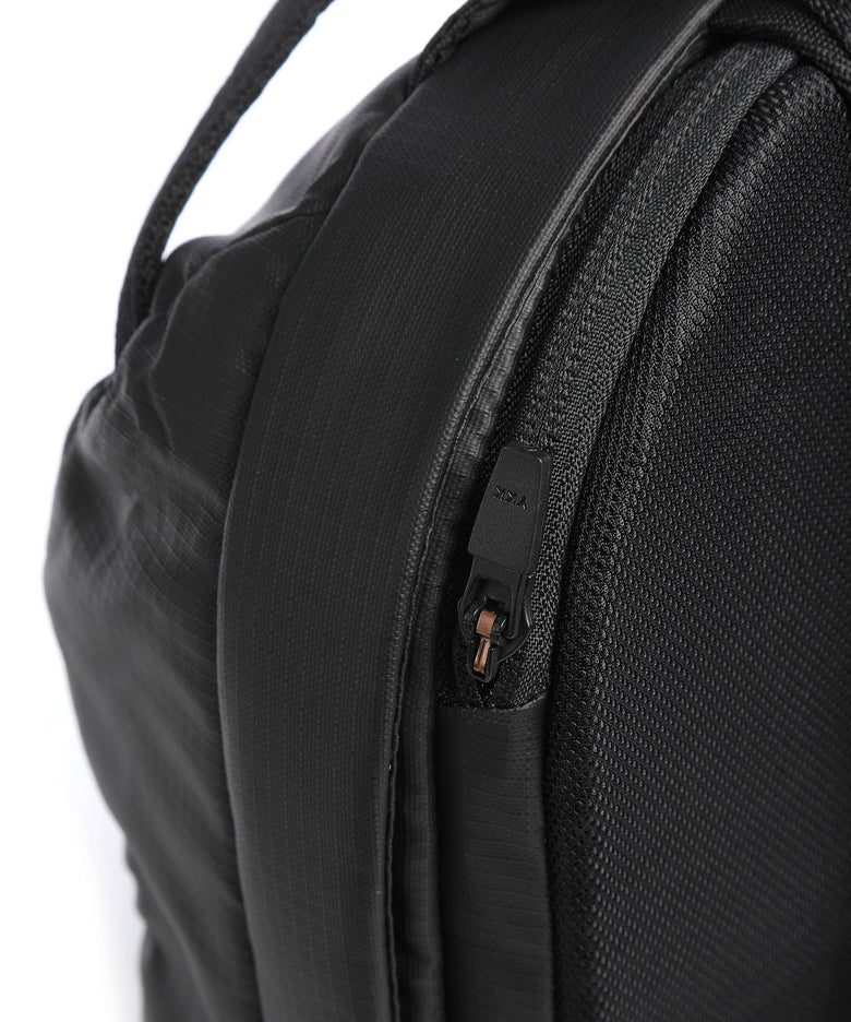 Thule Tact 8 Sling bag black