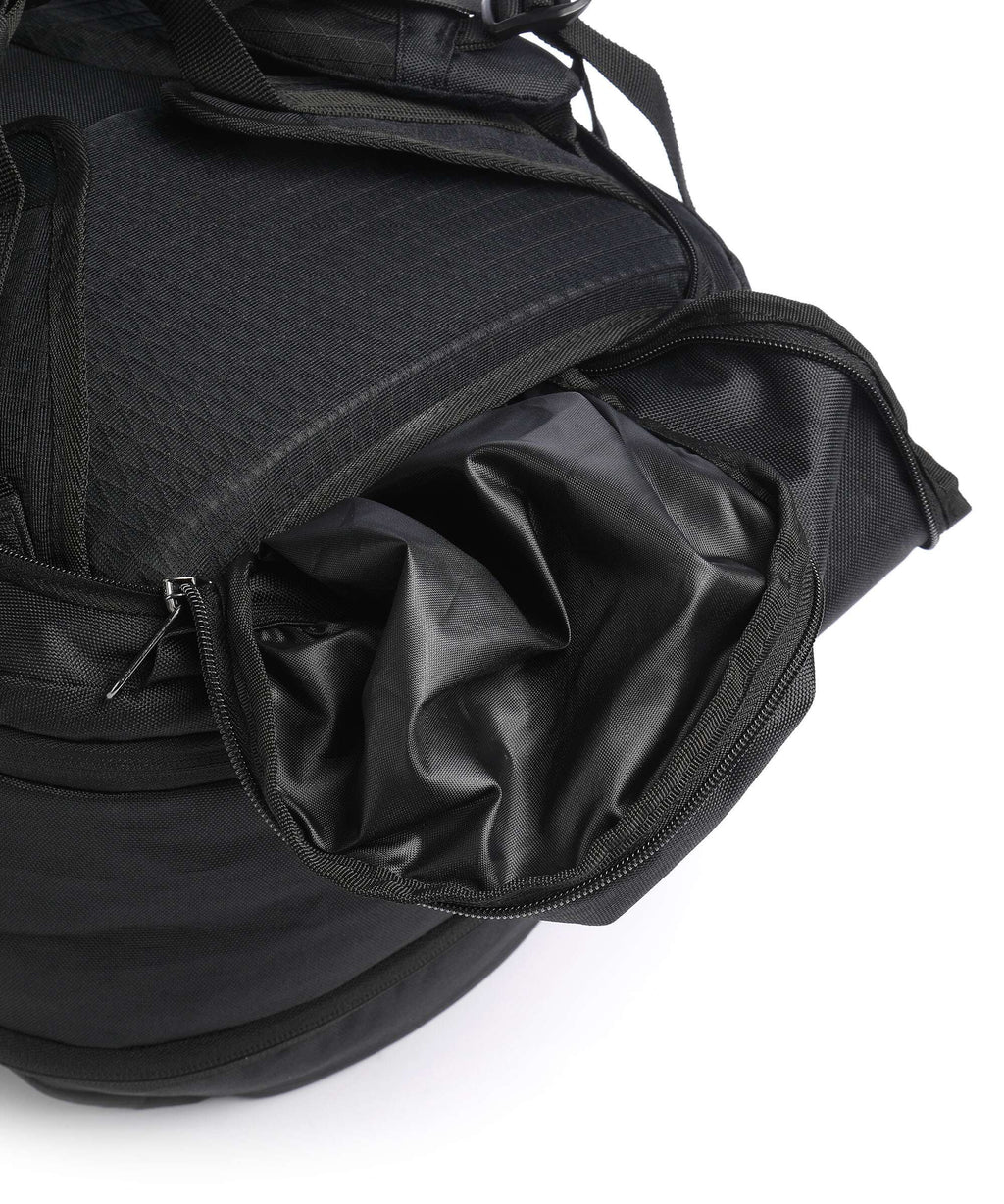 Eagle Creek Tour Travel Pack 40 S/M Travel backpack black