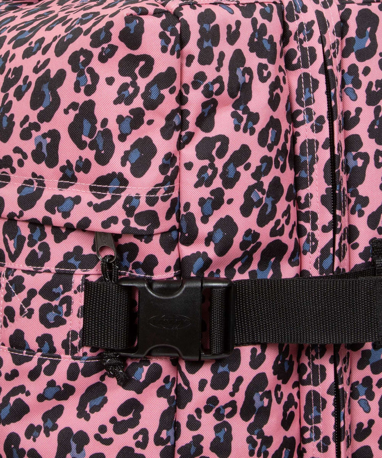 Eastpak Transit'R M Travel bag with wheels beastimal pink