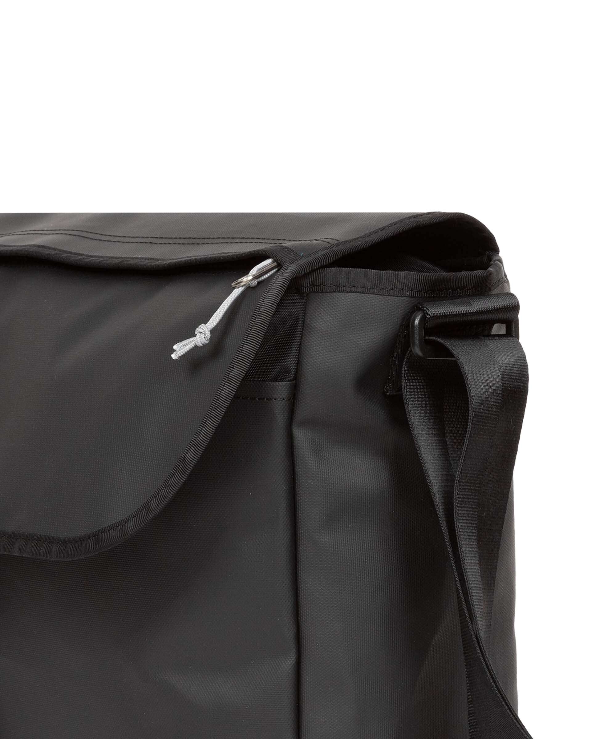 Eastpak Delegate Briefcase tarp black