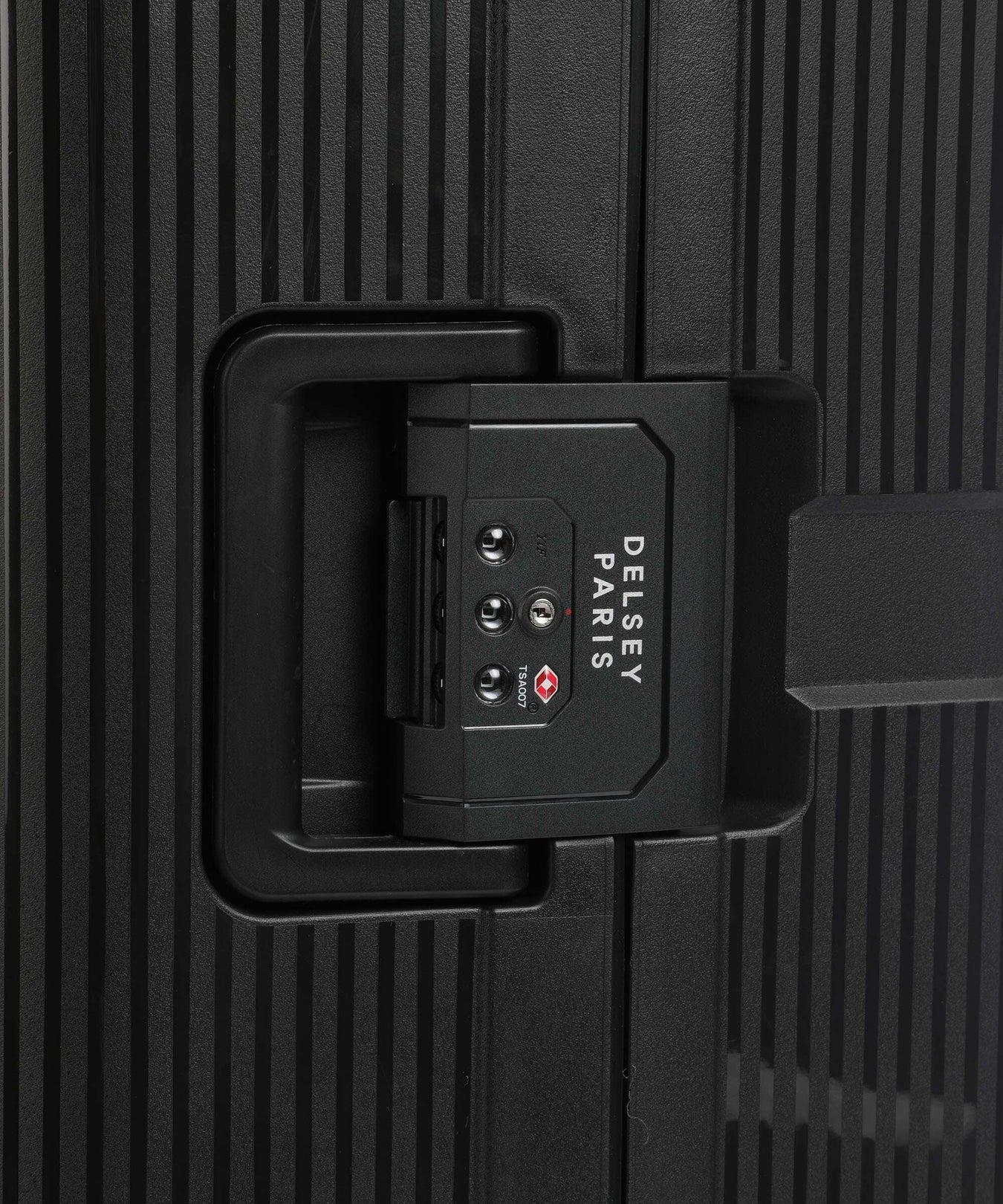 Delsey Paris x United Colors of Benetton CB Hard Spinner (4 wheels) black