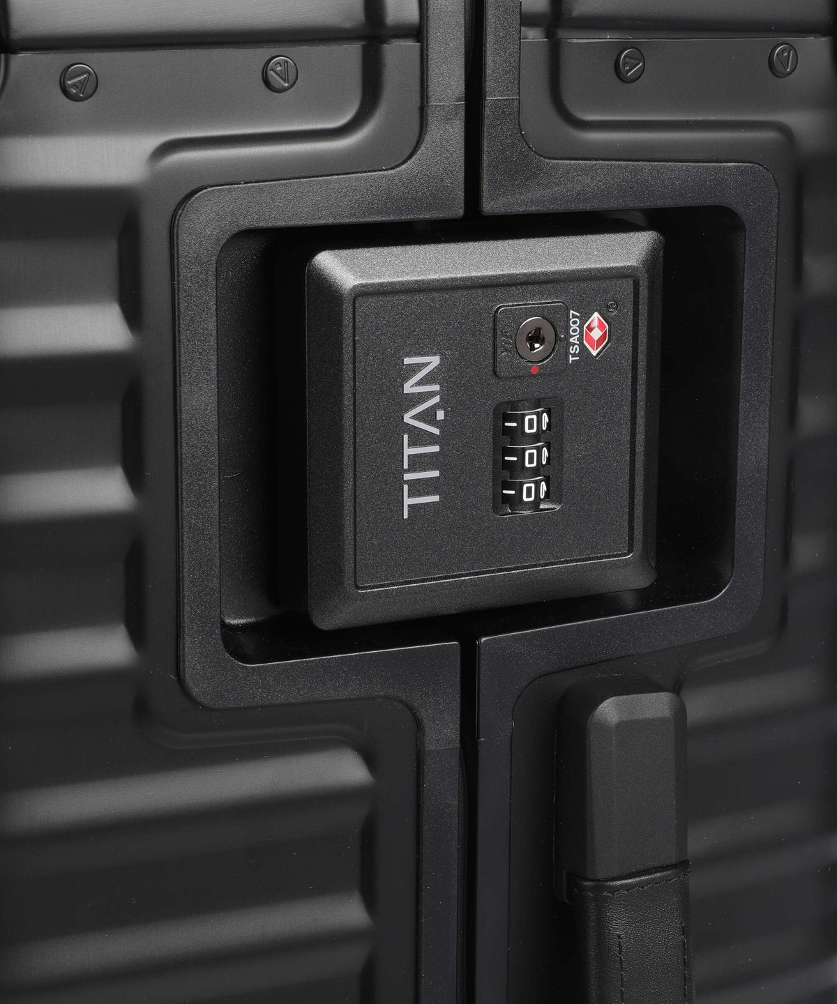 Titan Eternity Spinner (4 wheels) black
