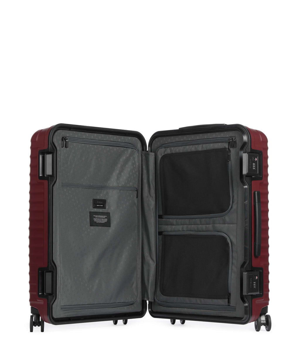 Titan Overseas Spinner (4 wheels) emberwood red