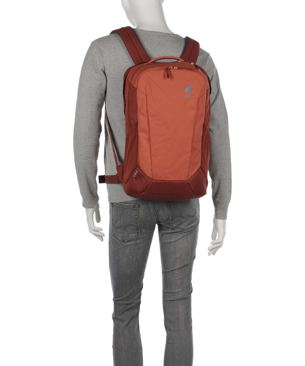 Deuter Giga Backpack kelp/nori