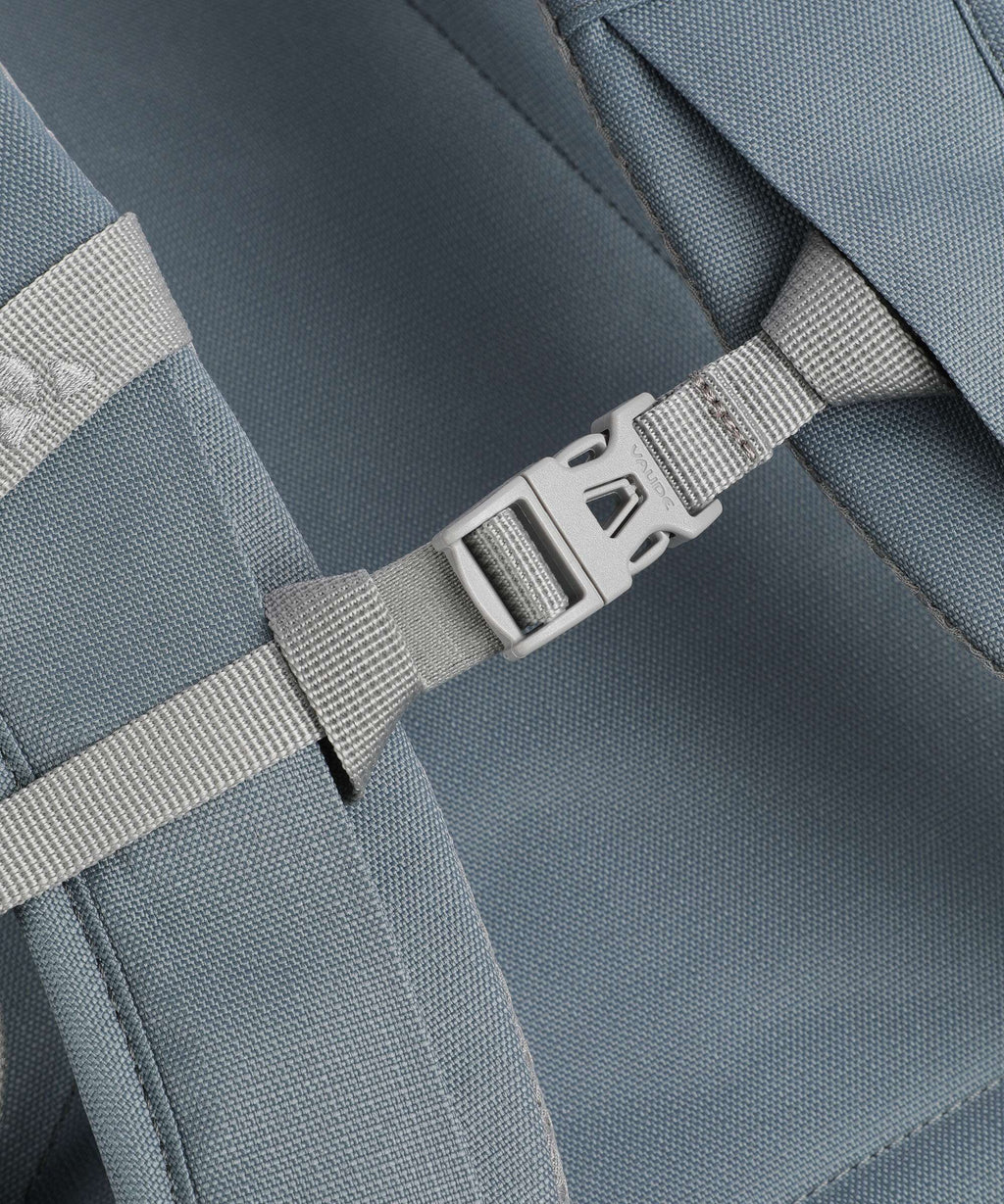 Vaude Okab II Rolltop backpack heron