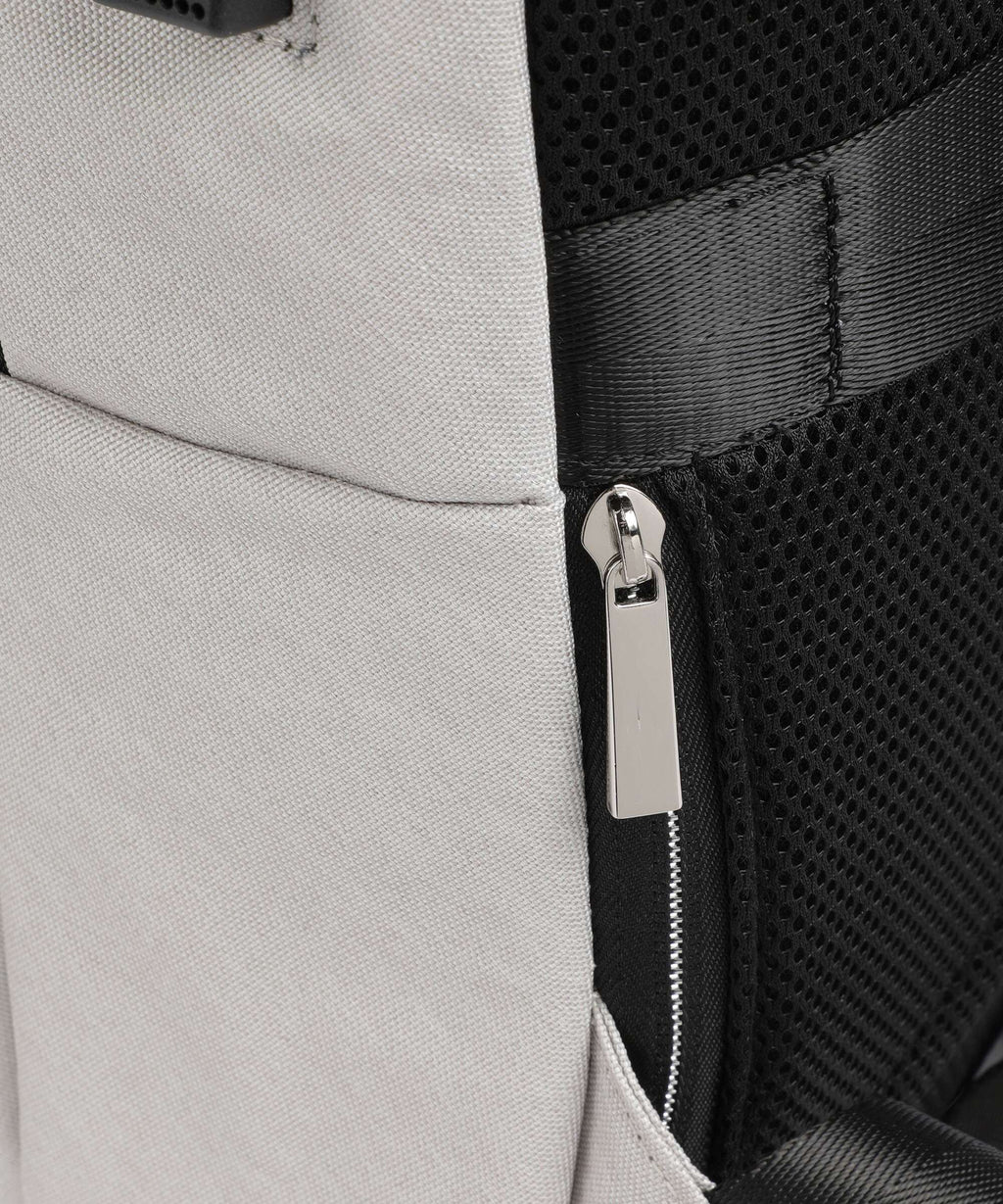 Bugatti Sera Backpack light grey