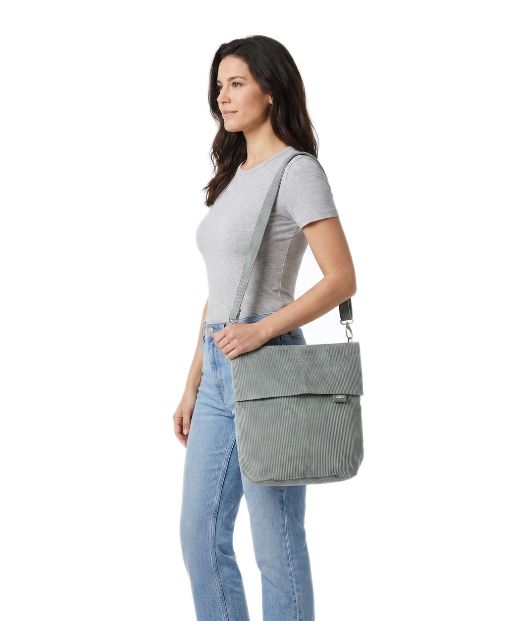 Zwei Mademoiselle.M M12 Hobo bag cord/sage