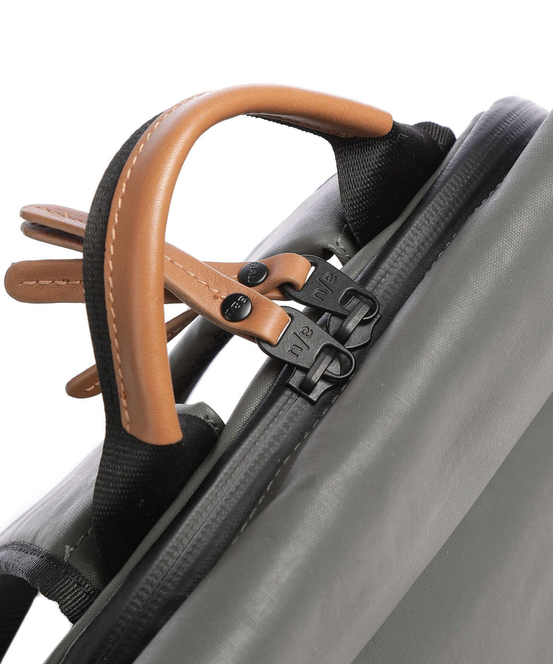 Aunts & Uncles Japan Wakayama Rolltop backpack gravity grey