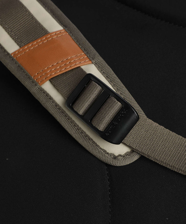 Aunts & Uncles Japan Kitakami Backpack dust