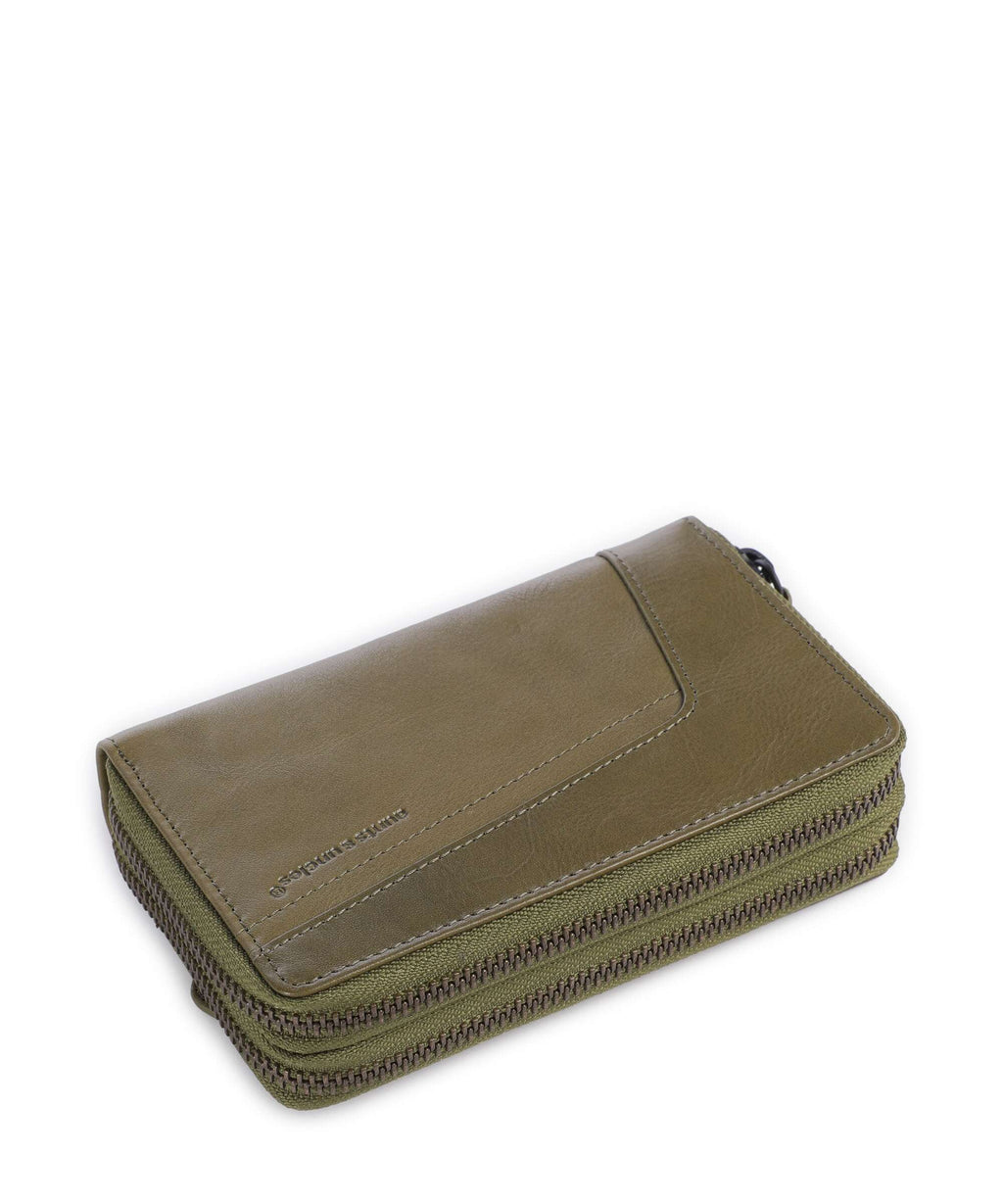 Aunts & Uncles Grandma's Luxury Club Betty RFID Wallet olive branch