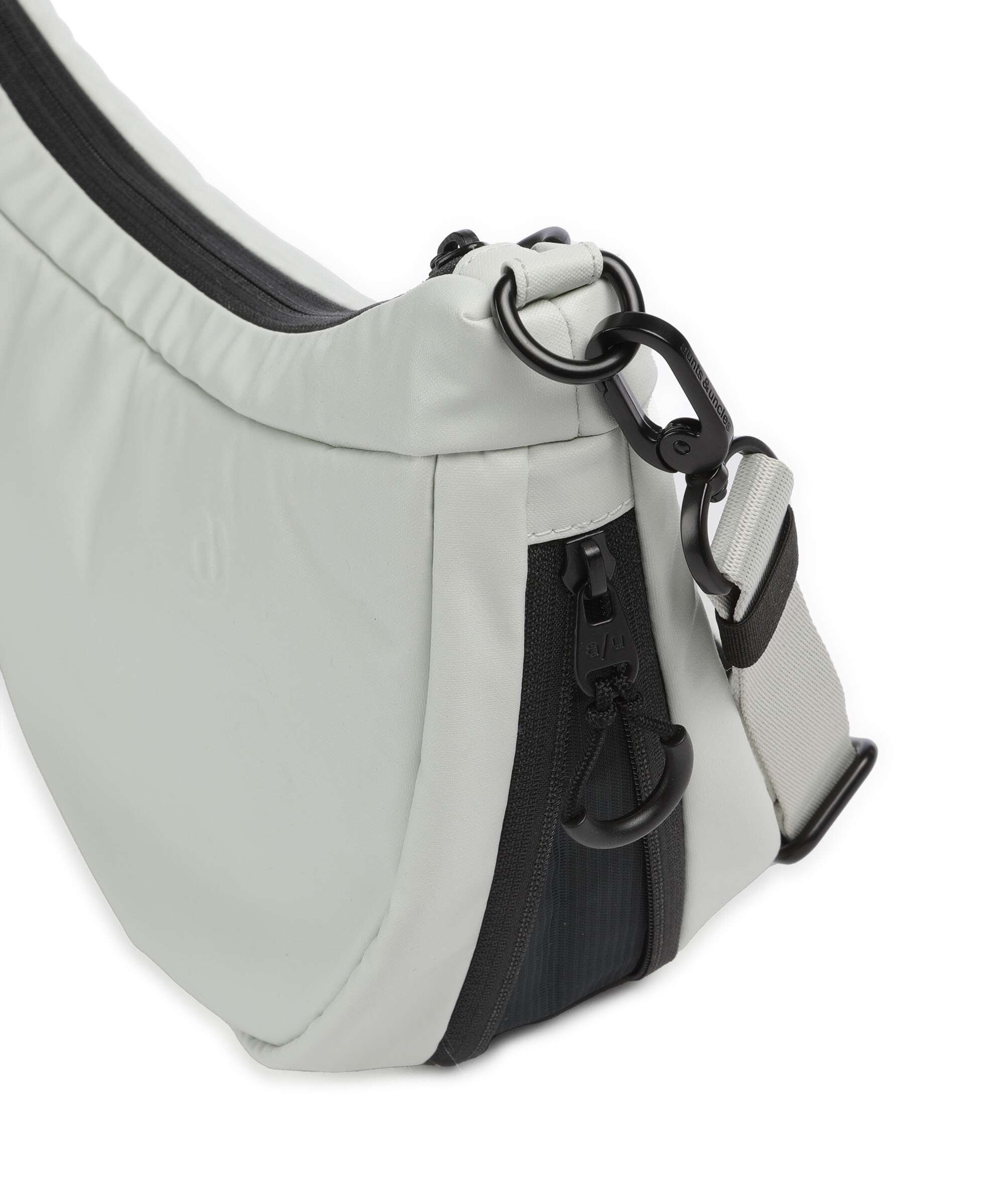 Aunts & Uncles Japan RE Yoshii Crossbody bag cloud nine