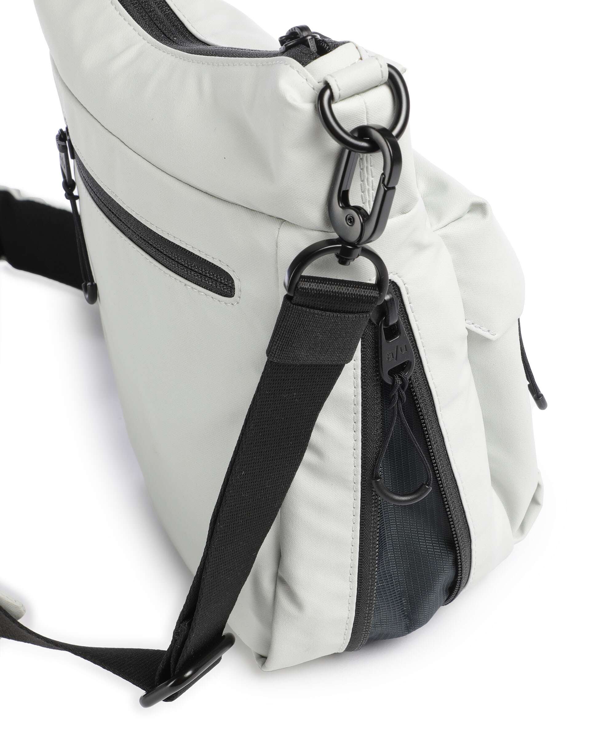 Aunts & Uncles Japan RE lite Yura Crossbody bag cloud nine