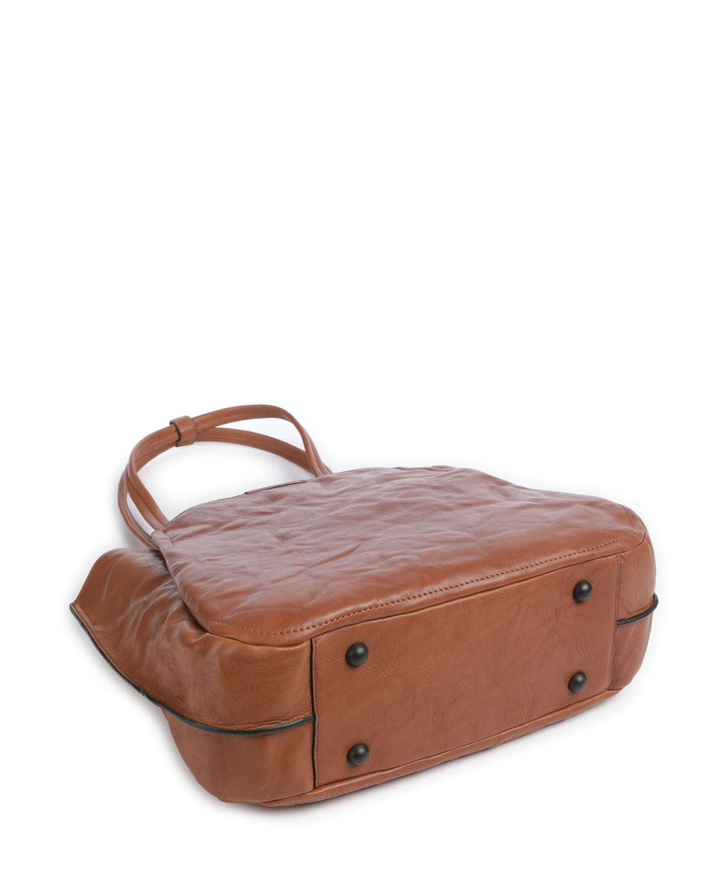 Aunts & Uncles Grandma's Luxury Club Mrs. Pavlova Tote bag caramel