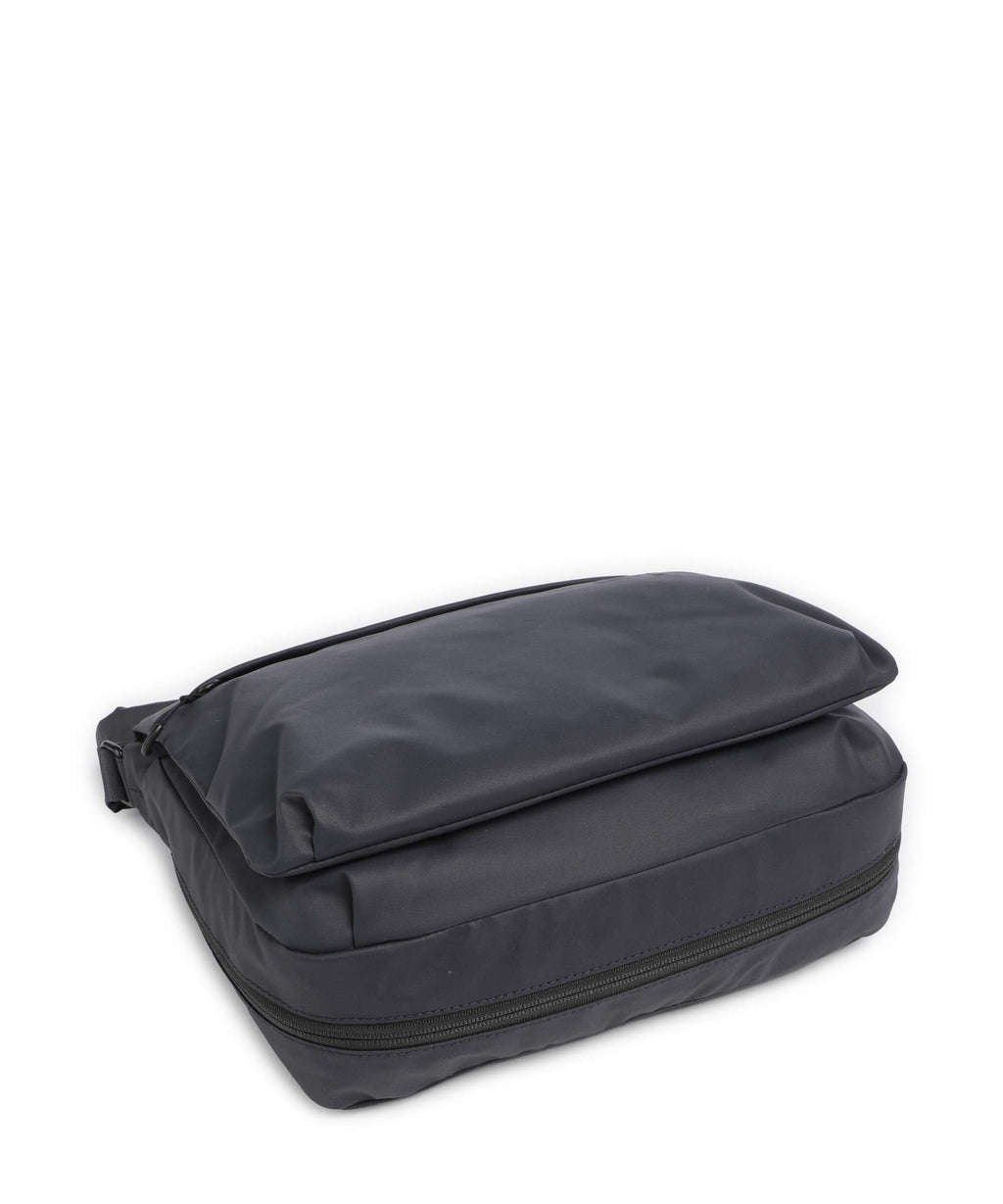 Aunts & Uncles Japan Lite Aoki Messenger bag outer space