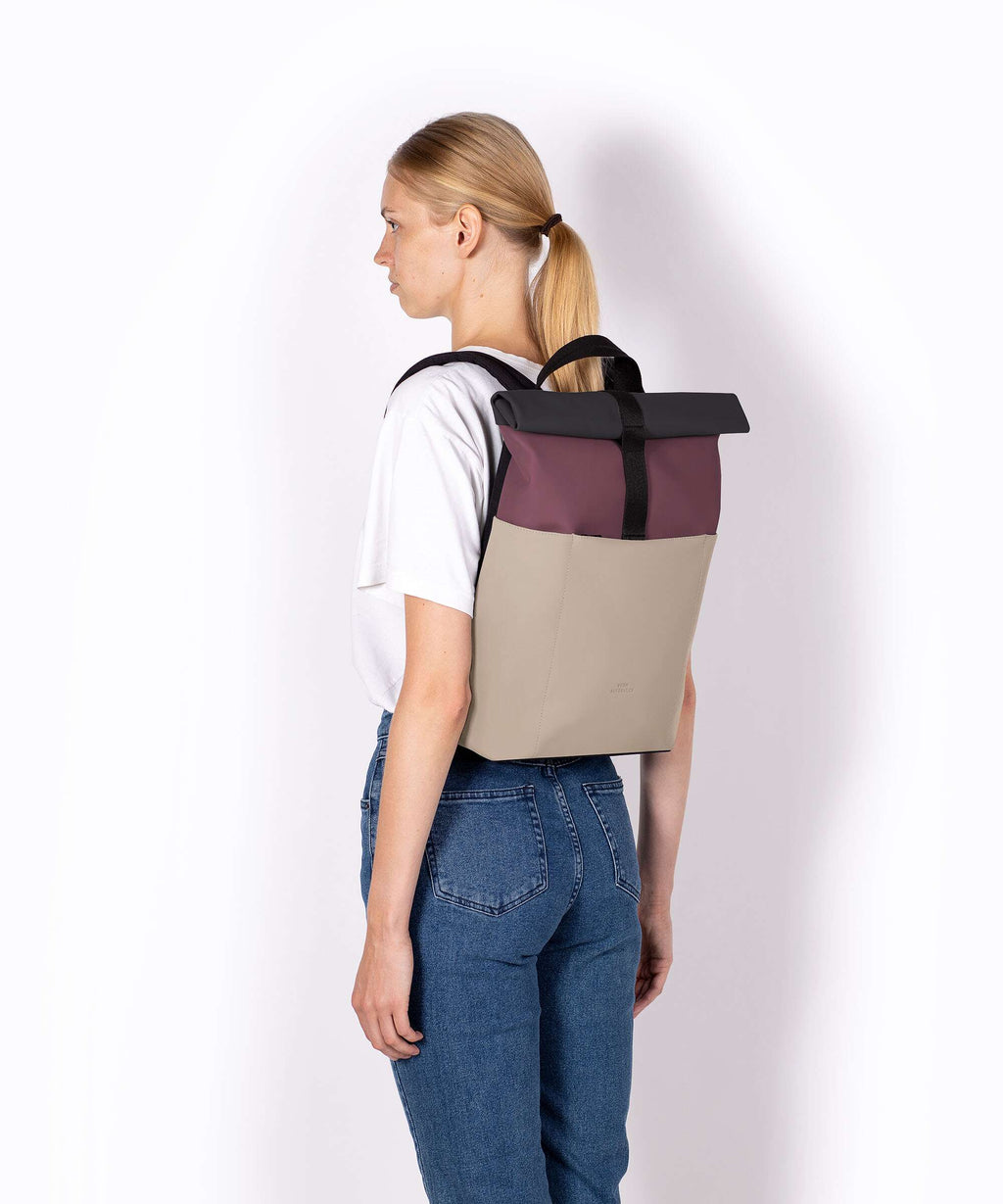 Ucon Acrobatics Lotus Hajo Mini Rolltop backpack eggplant/nude