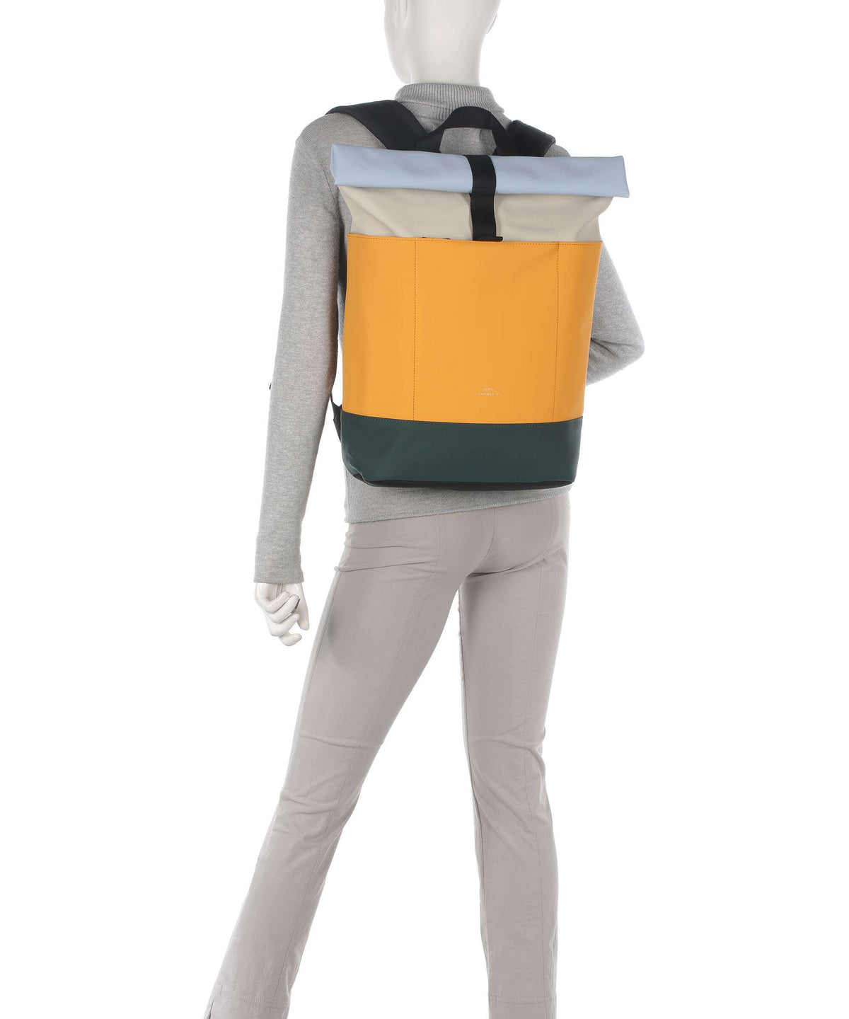 Ucon Acrobatics Lotus Hajo Medium Rolltop backpack light sand/amber