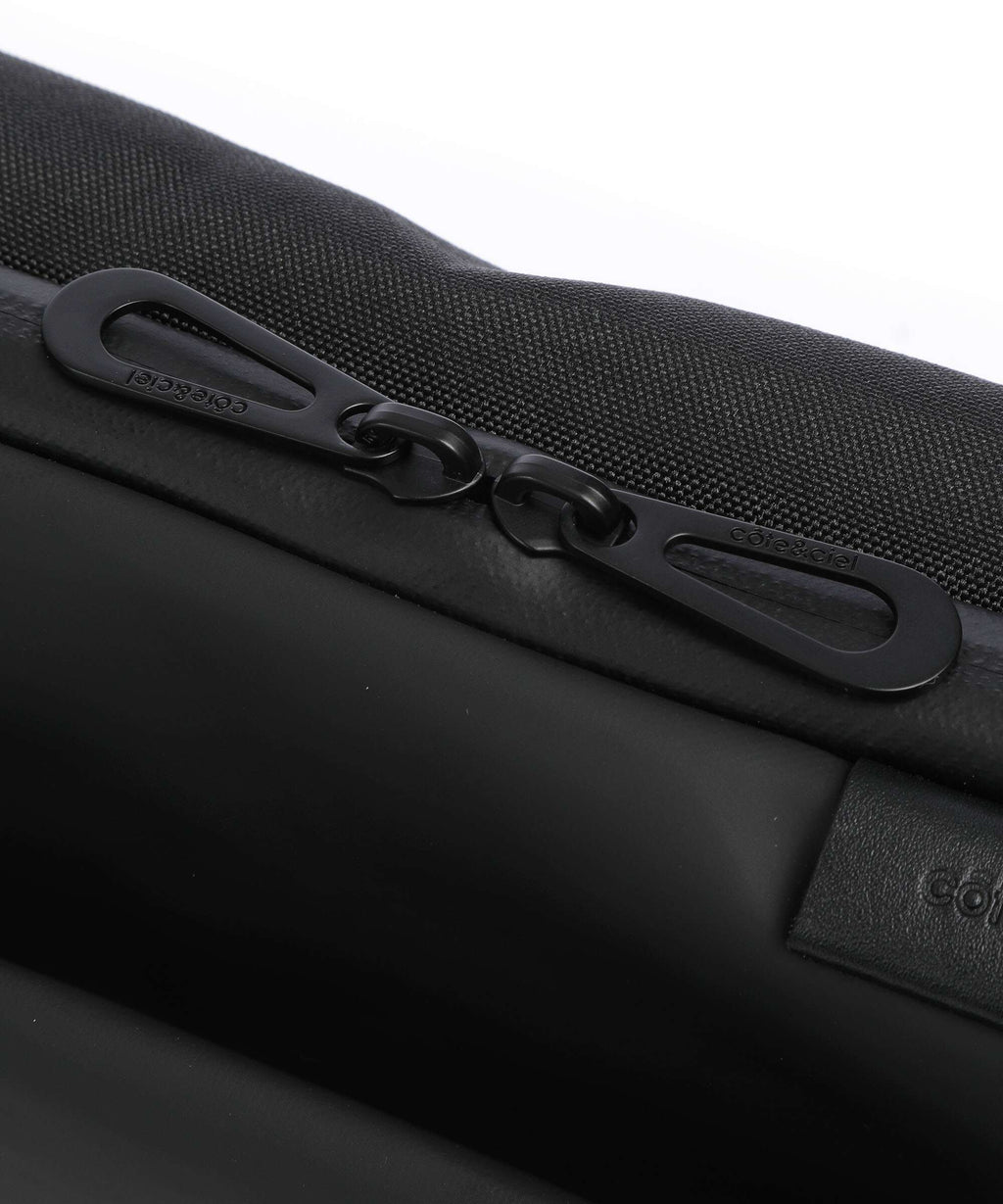 Côte&Ciel Smooth Isarau Small Fanny pack black