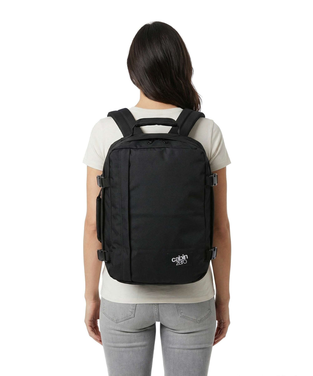 Cabin Zero Classic 28 Backpack absolute black