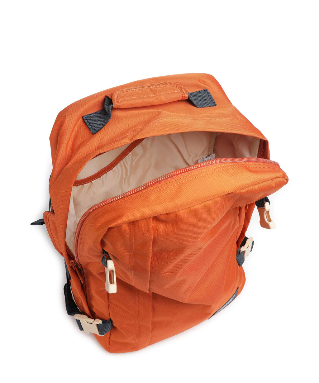 Cabin Zero Classic 36 Travel backpack maple leaf