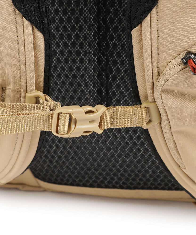 Gregory Rhune 22 Hiking backpack sand storm