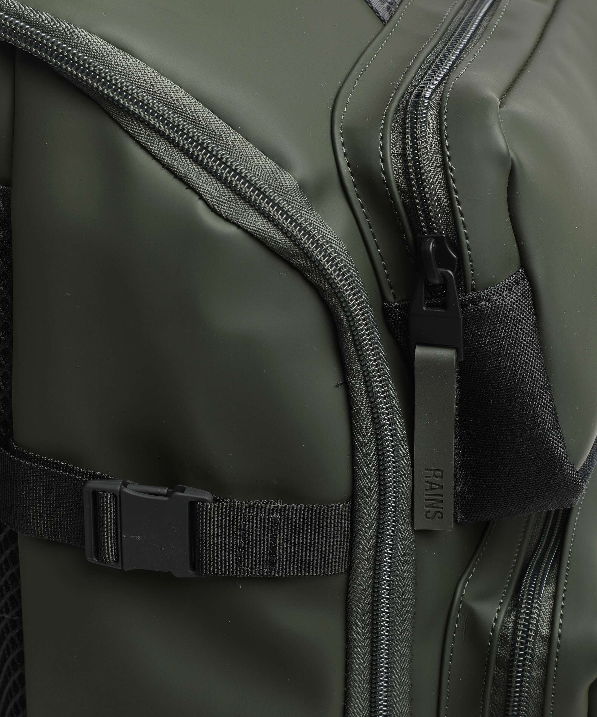 Rains Trail Cargo Backpack green