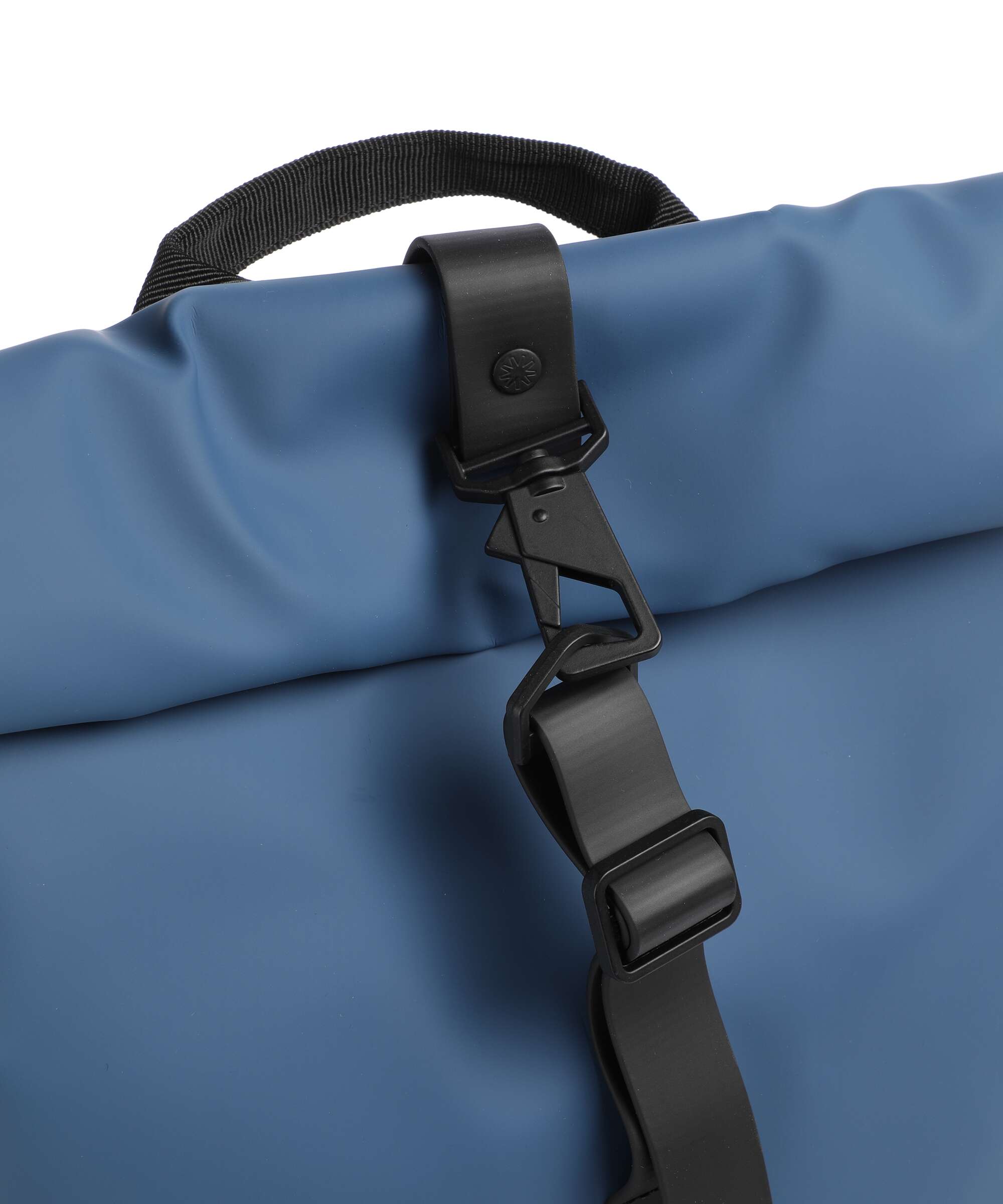 Rains Rolltop backpack pulse