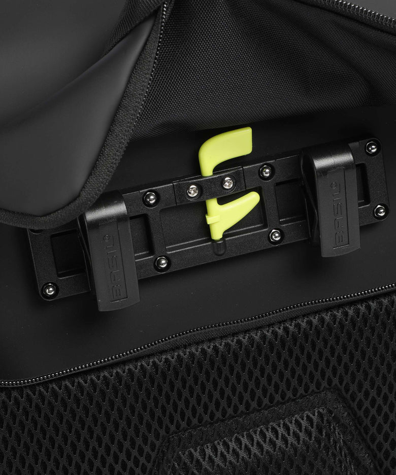 Rains Trail Messenger bag black