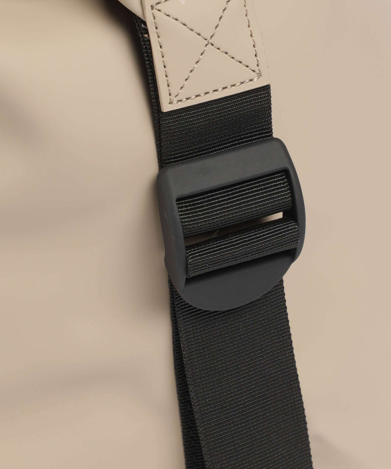 Rains Hilo Weekend bag beige