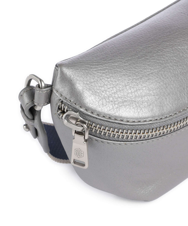 Jekyll & Hide Osaka Belt bag metallic silver