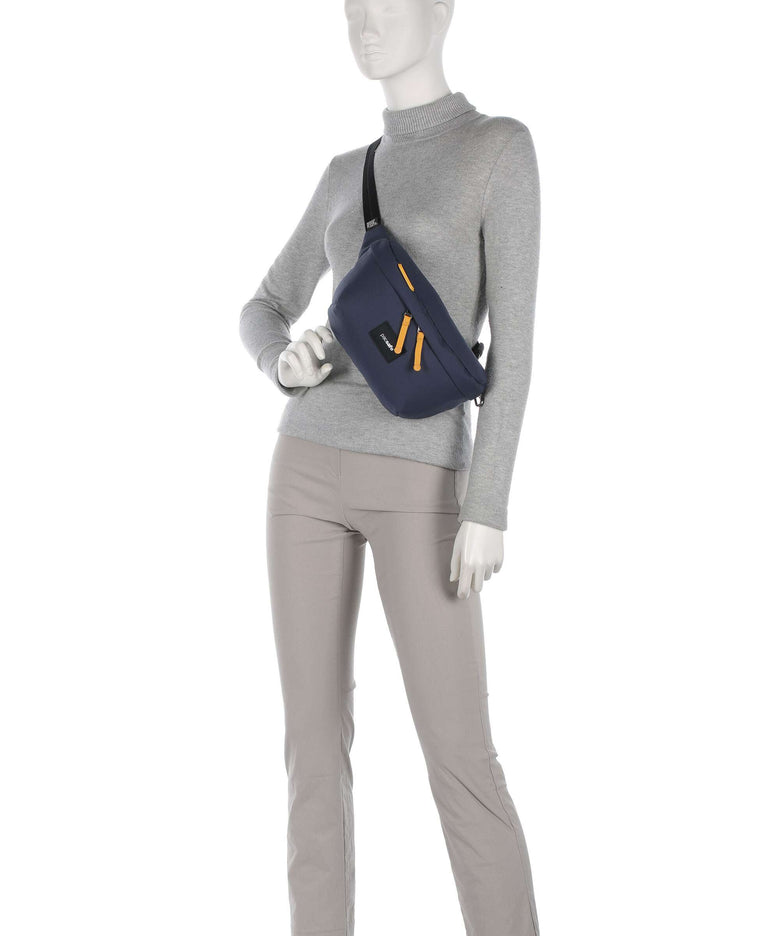 Pacsafe Go Fanny pack fresh mint