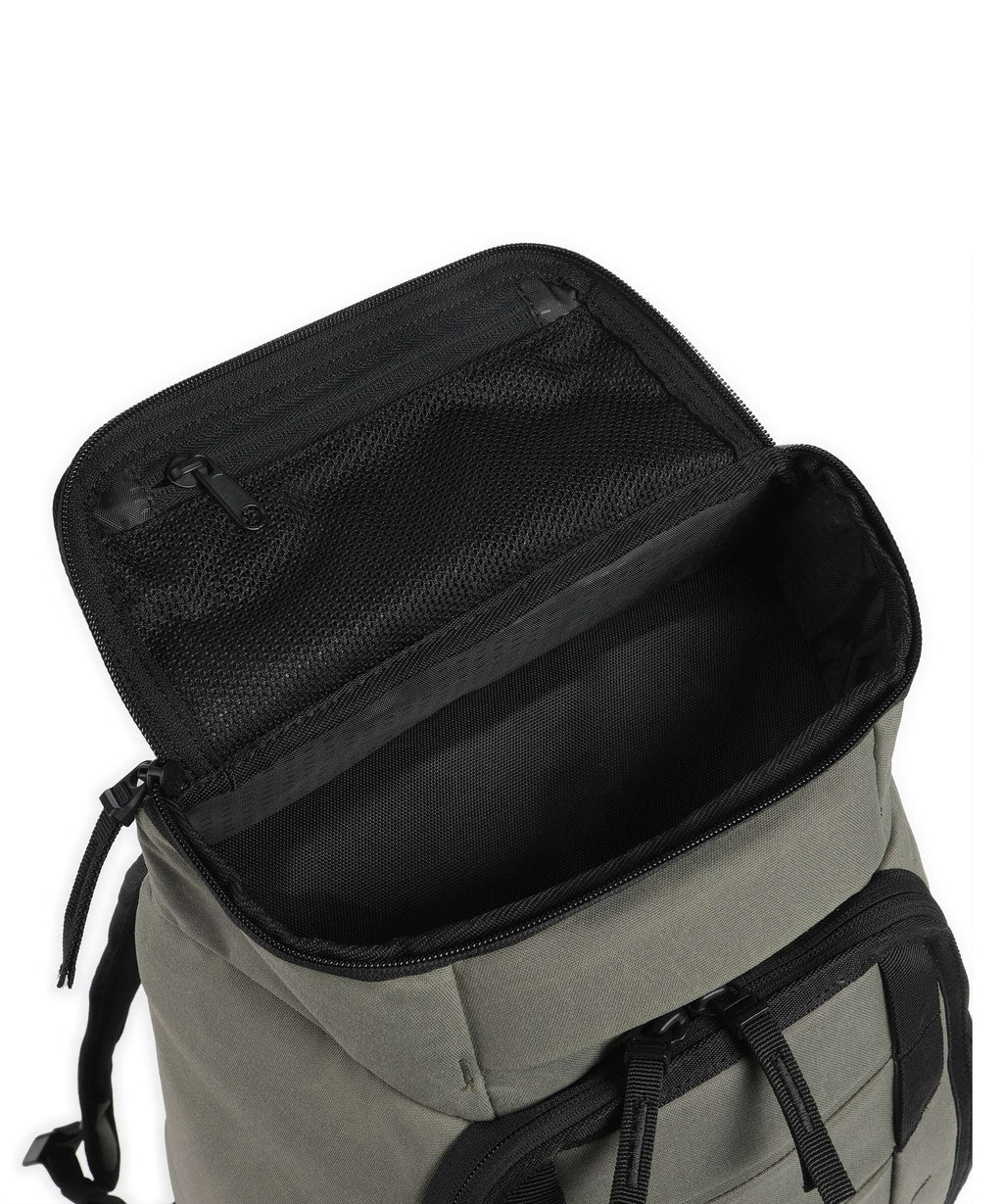 Db Hugger 25 Backpack forest green