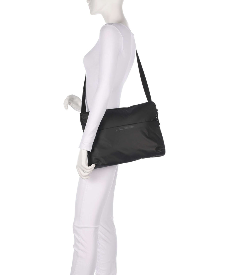 Db Ramverk 16 Laptop bag black out