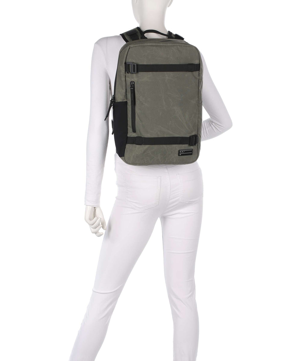 Db 17 Backpack forest green