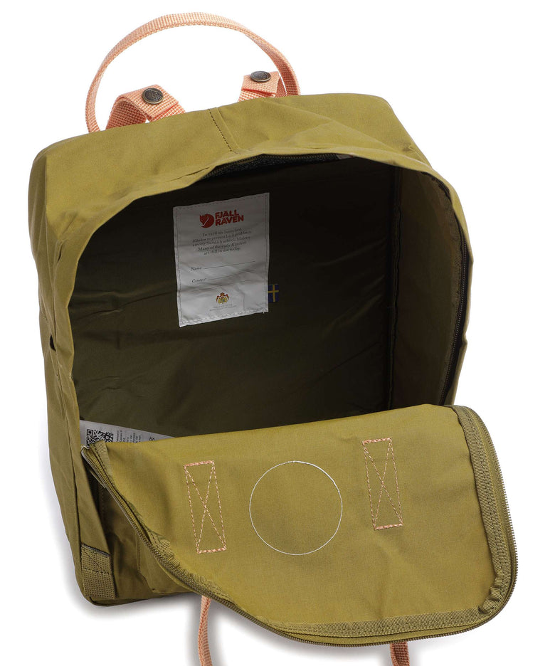 Fjällräven Kånken Backpack foliage green/peach sand