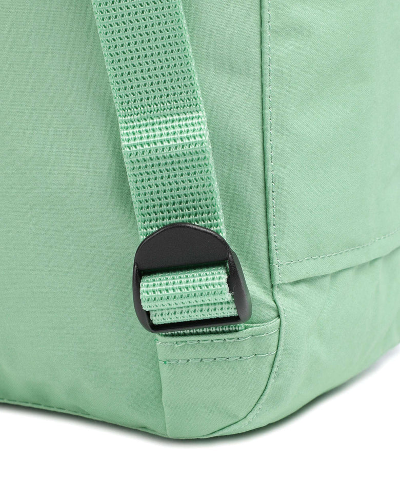 Fjällräven Kånken Backpack apple mint