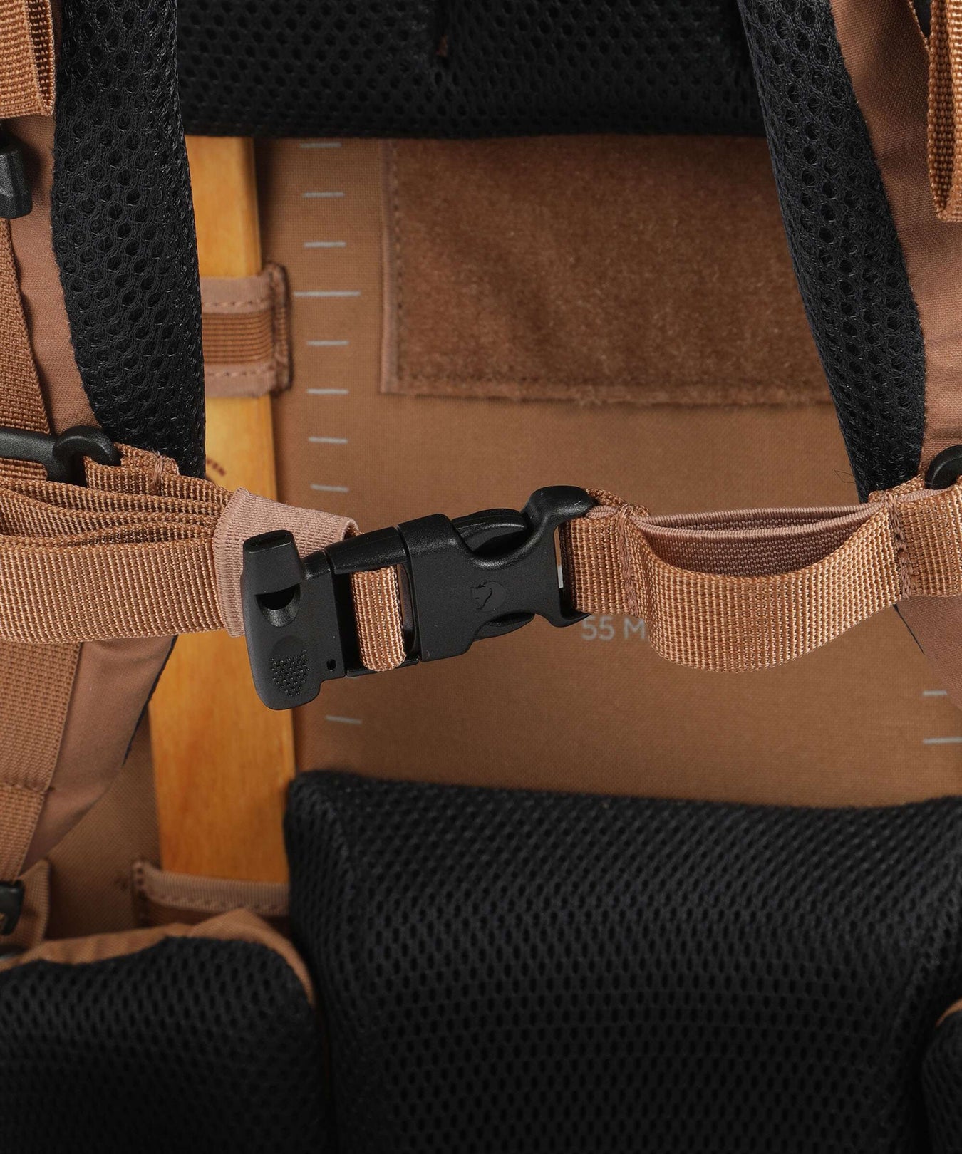 Fjällräven Kajka 55 M/L Trekking backpack khaki dust