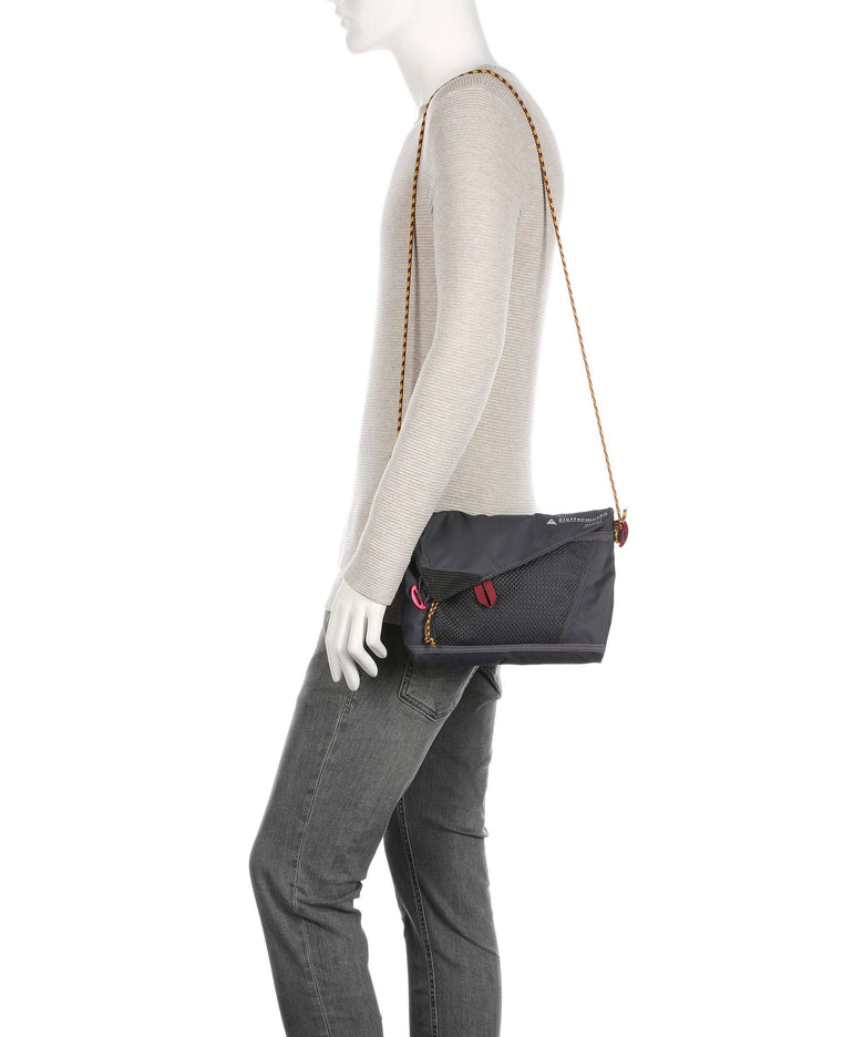 Klättermusen Hrid Shoulder bag raven