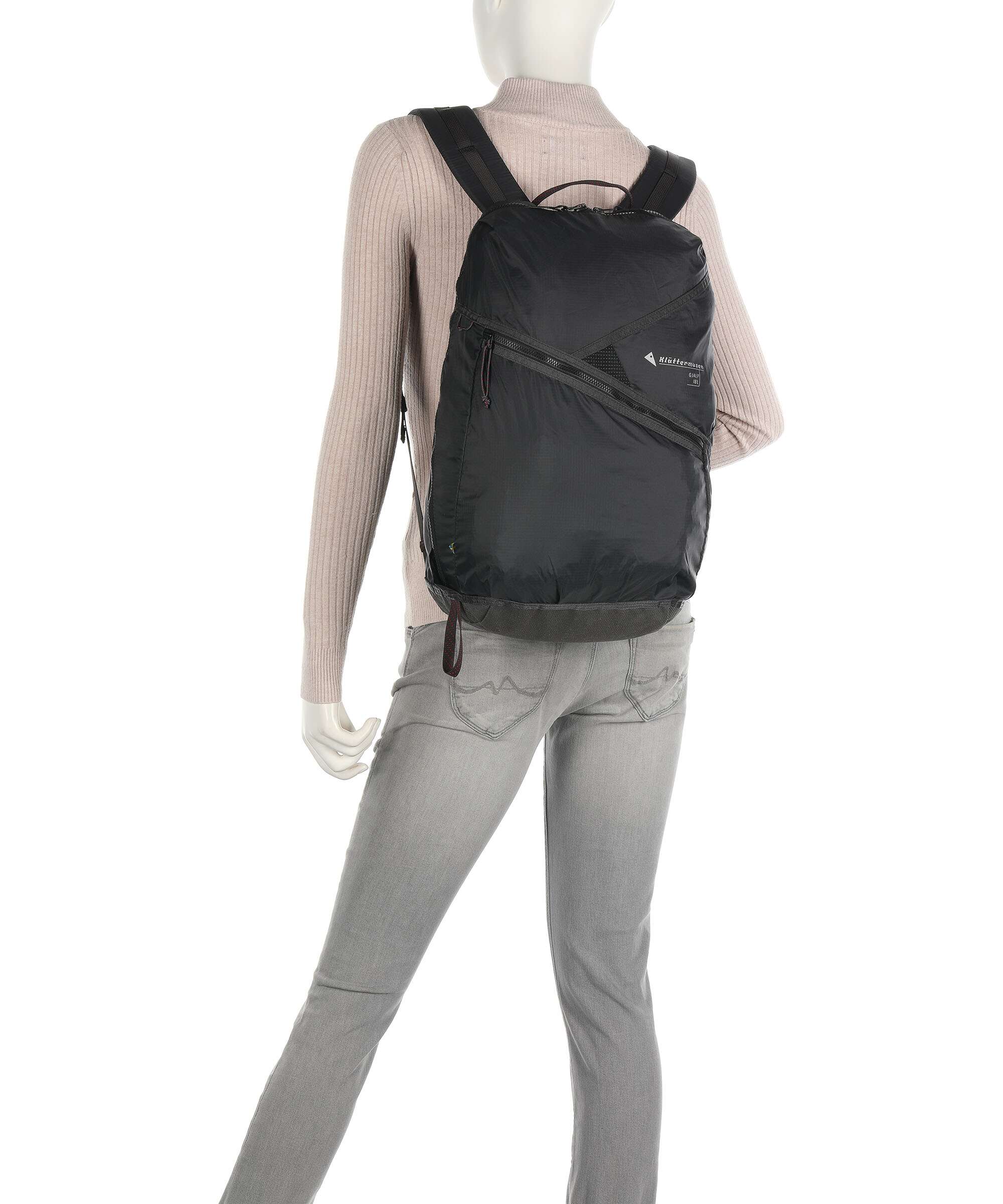 Klättermusen Gjalp 18L Backpack raven