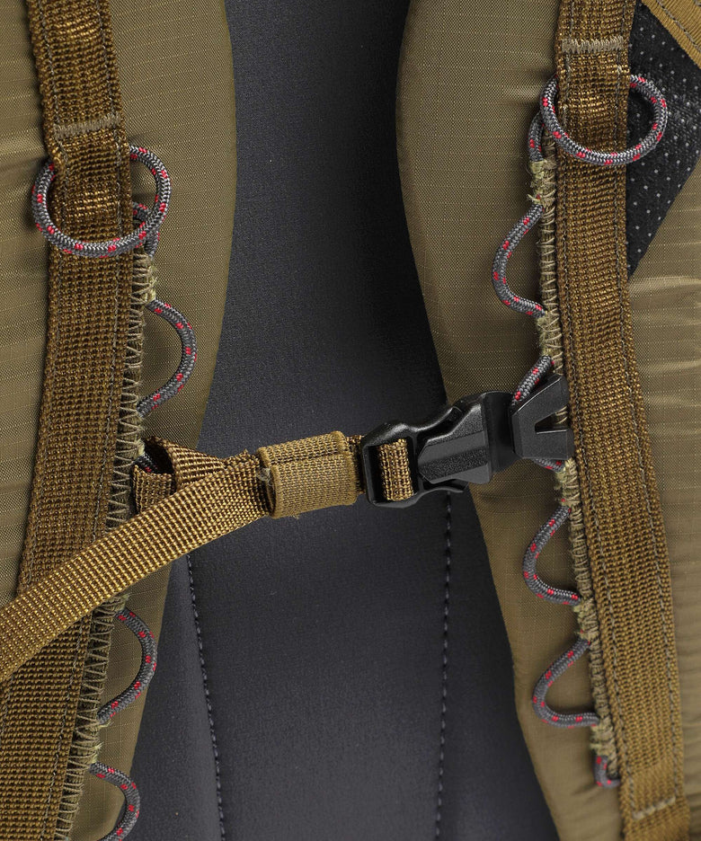 Klättermusen Gjalp 18L Backpack olive
