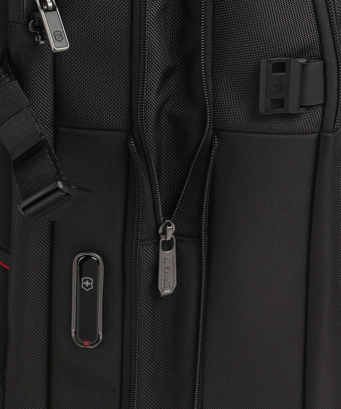 Victorinox Werks Traveler 7.0 Travel backpack black