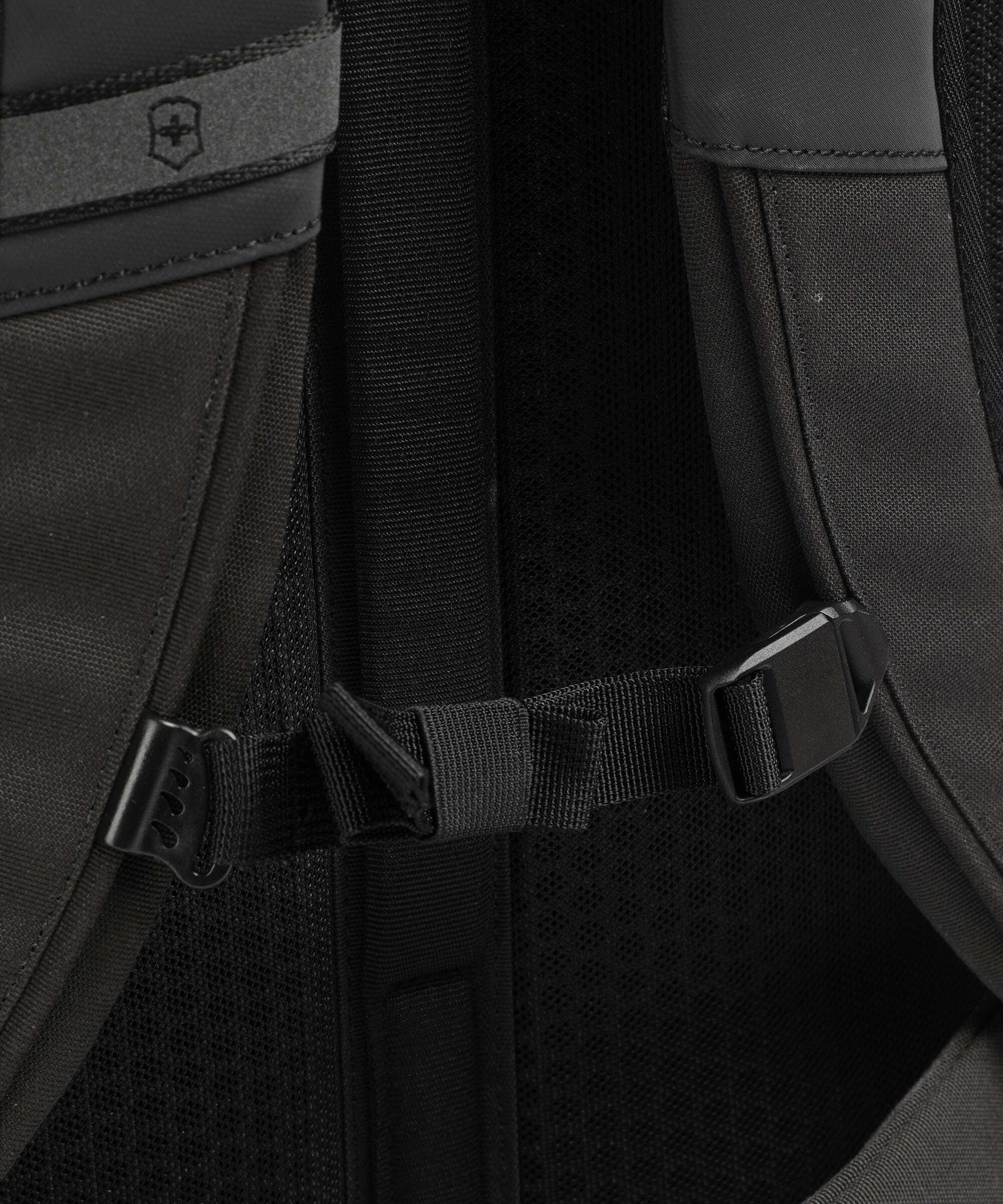 Victorinox Touring 2.0 Traveler Travel backpack black
