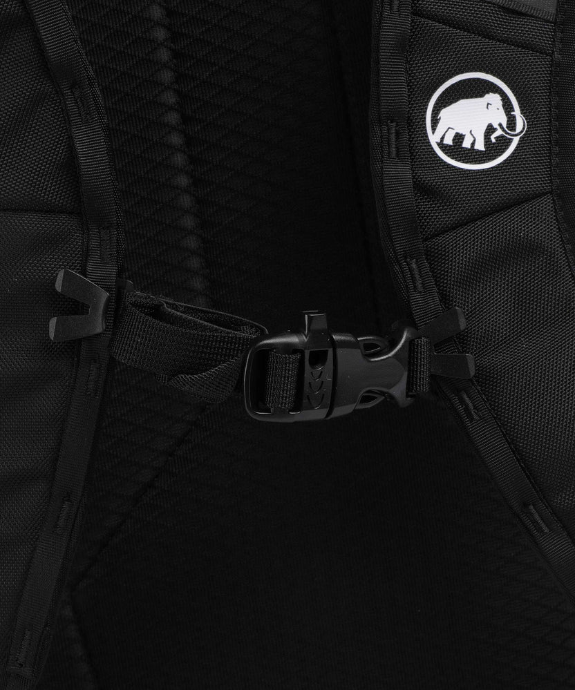Mammut Nirvana 18 Hiking backpack sapphire/black