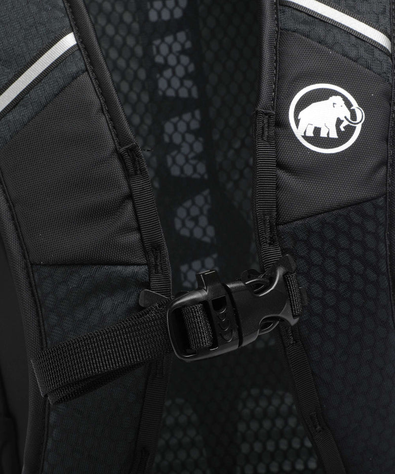 Mammut Lithium 30 Hiking backpack dark marsh/black