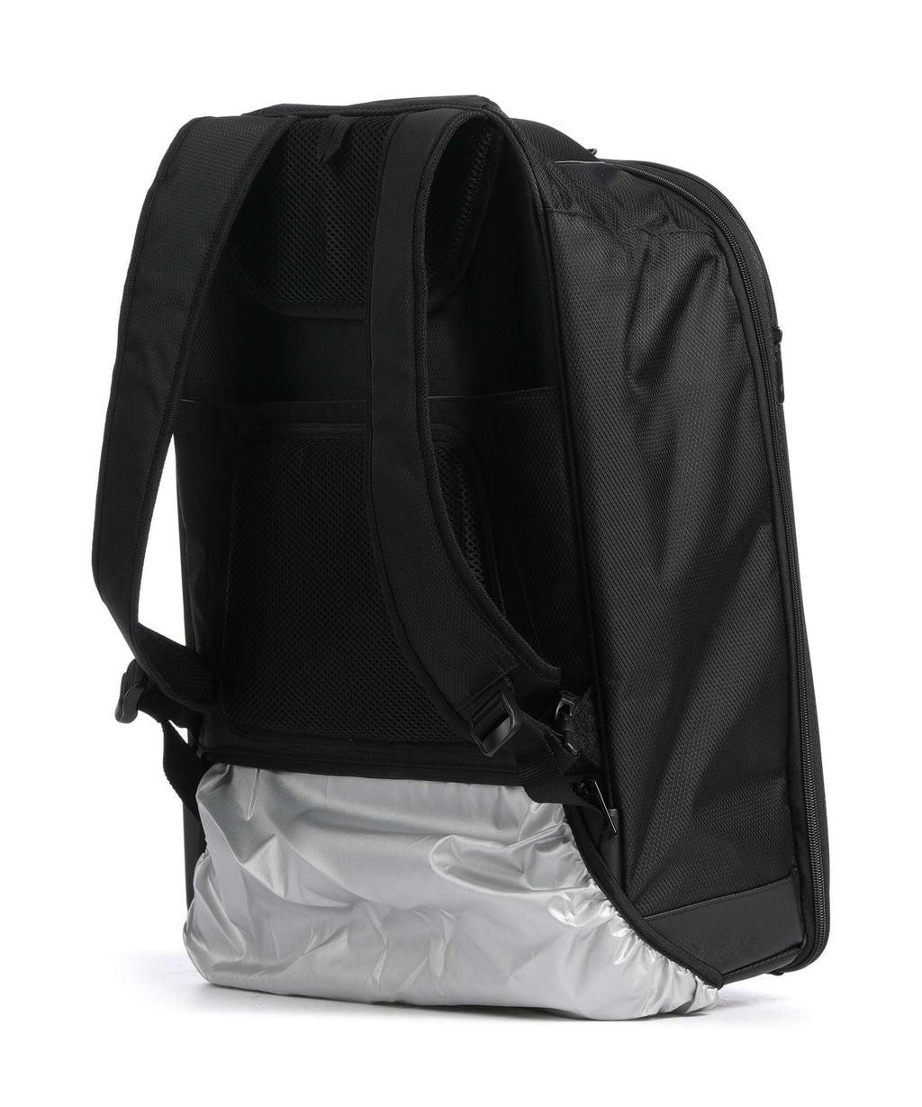 Roncato Ironik 2.0 Backpack with wheels nero