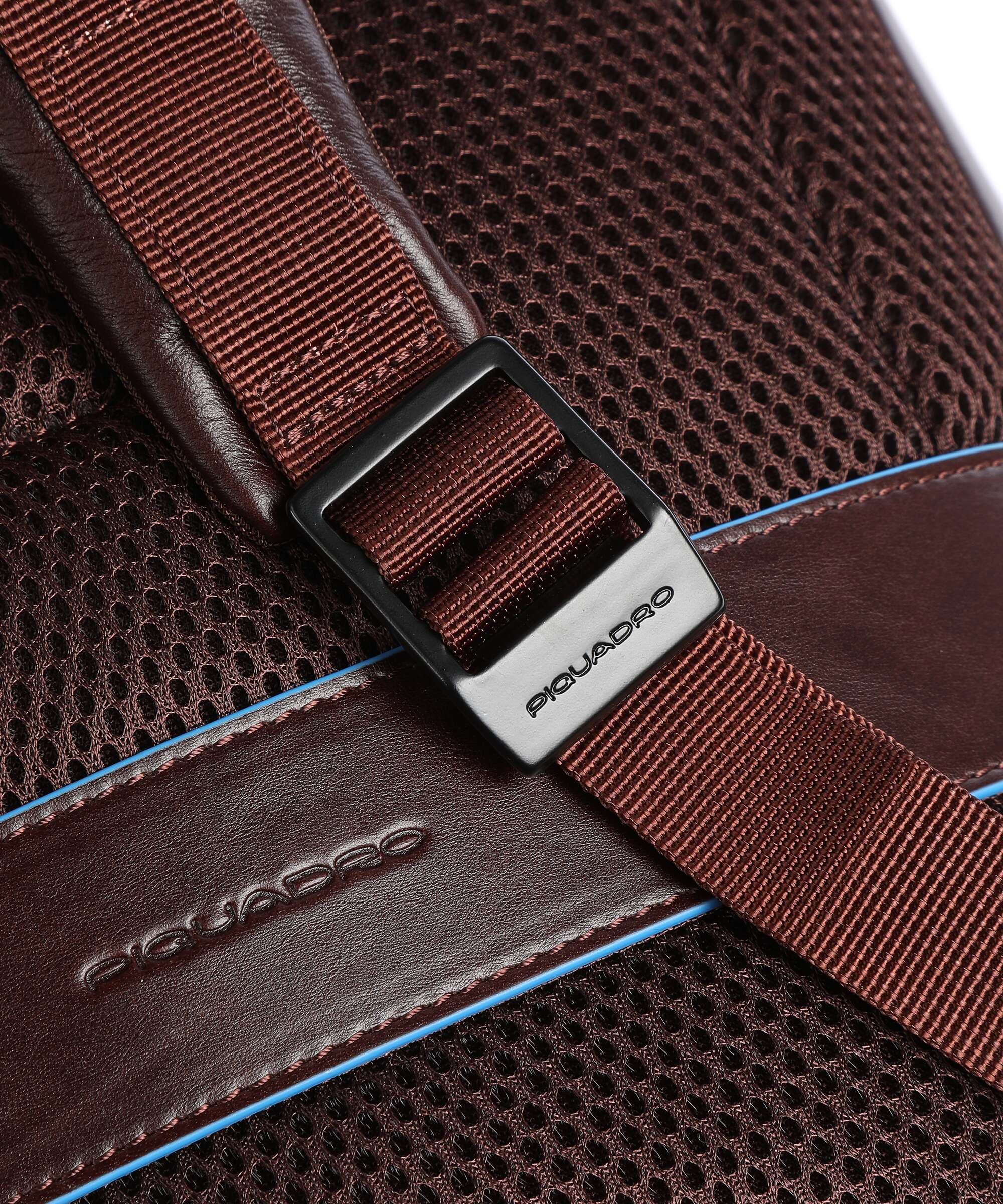 Piquadro Blue Square Revamp Laptop backpack mahogany