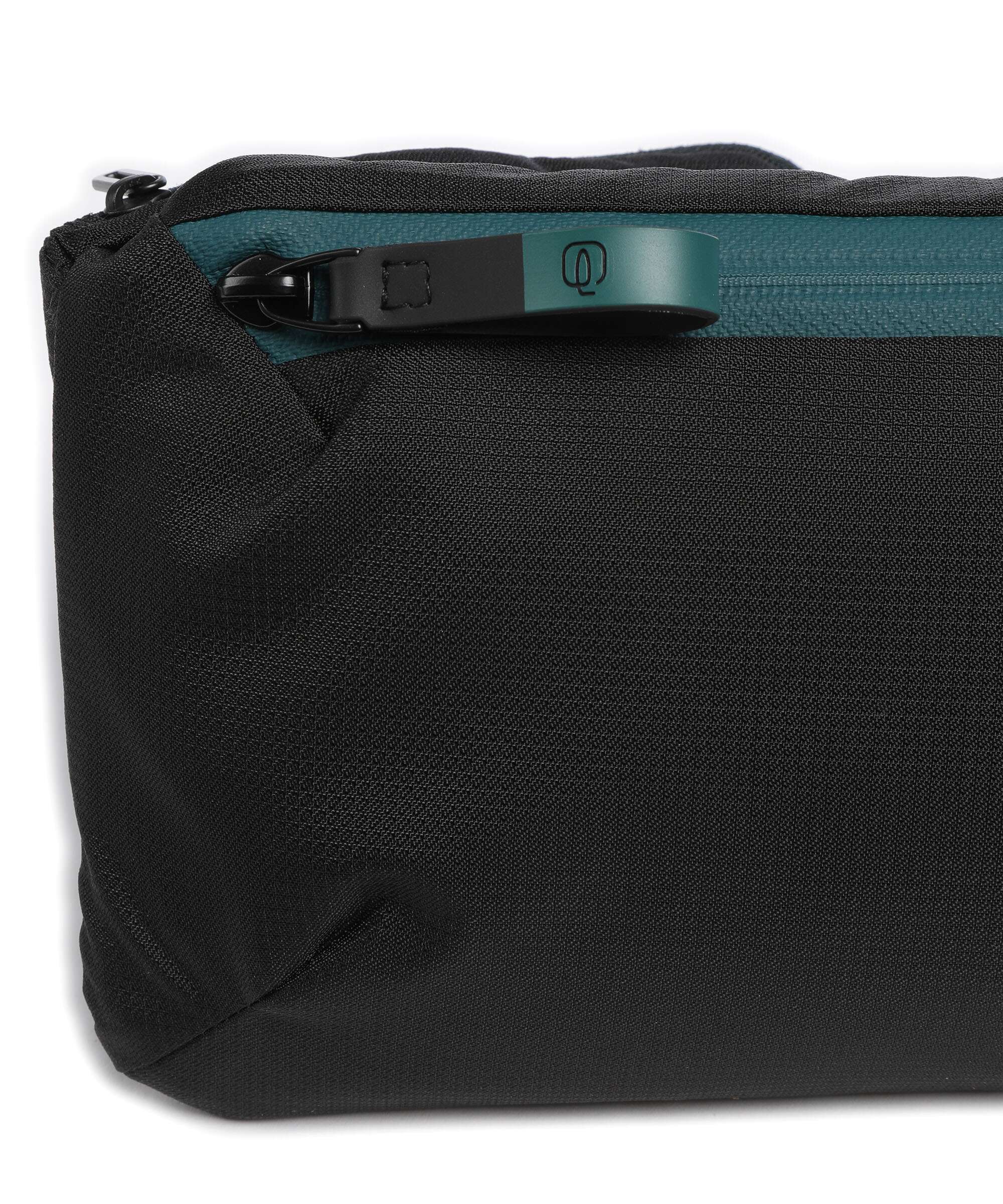 Piquadro Corner H2O Fanny pack black